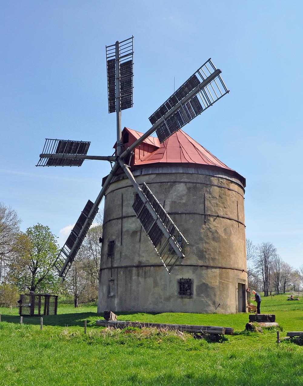 V�trn� ml�n Sv�tl�k - Horn� Podlu��